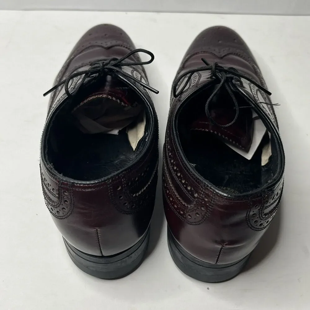 The Florsheim Shoe Burgundy Leather Full Brogue Dress Shoes Mens Size 6.5 D